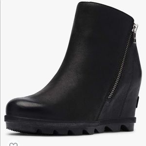 Sorel Joan of Artic Wedge III Zip Waterproof Boots